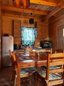 Gawra Nad Jeziorem - całoroczne domki nad jeziorem z balią, jacuzzi i sauną, Kaszuby