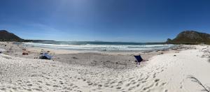 Mountain View 2-Bedroom Home Near the Beach in Pringle Bay