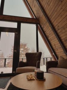 Lakewood Cabin - Surduc Lake