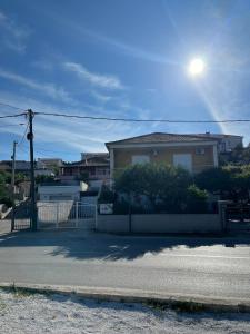 Apartment Sorriso - 1ST ROW BY THE BEACH