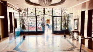 7-Star Nile View Apartment