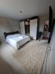 House 10 minutes from the beach