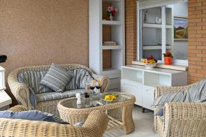 Playa del Almadrava, Residencial Xaloc