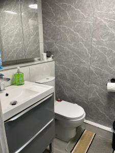 Top flat near town, with its own private parking