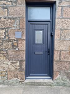 Rook View, Modern Coastal Retreat with Free Parking