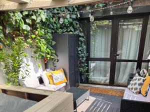 Elegant apartment with terrace