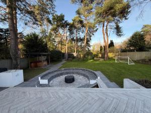 Kiwi Pines forest retreat!