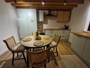 Axpoele Goed - A warm home in nature, close to cities & culture