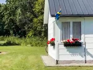 6 person holiday home in LÖTTORP