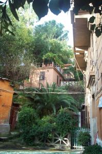 Rome Trastevere, Tiburzi 2, Balcony, Ideally Located!!!