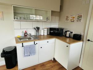 Cosy corner close to the airport