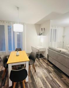 Appartement in der Nähe des Paul Constans Lycee