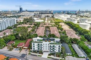 3BR Condo in Fort Lauderdale with Rooftop Oasis