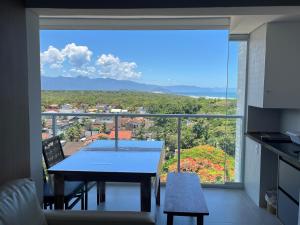 Jd São Lourenço - EDIFÍCIO CANOAS - VARANDA GOURMET - VISTA MAR FRONTAL para ITAGUARÉ - LAZER COMPLETO e a 100m do Mód 08 da RIVIERA ! SUPER PROMOÇÃO De 27 a 30 de Abril somente 460 o dia ! Aproveite !