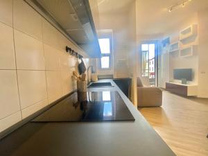 Palma Home, Elegante e Spaziosa nel cuore della Città di Milano, con Metropolitana M1 Gambara