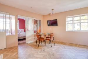 Bright apartment 2 bedrooms & air conditioning Paris 17