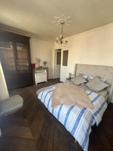 Appartement de charme 3 pièces Paris Centre Marais