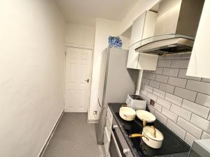 Beautiful Family Apartment On Edgware Road