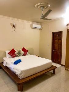 Thoddoo Retreat Grand