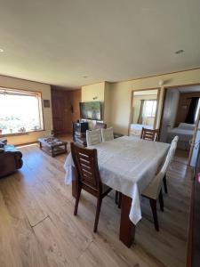 Casa con acceso directo al lago y hermosas vistas