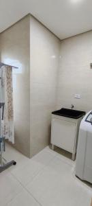 Apto 4 andar frente para o mar em Itapoá SC