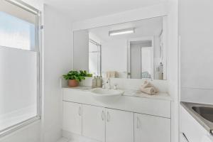 Beachfront holiday bliss in Currumbin