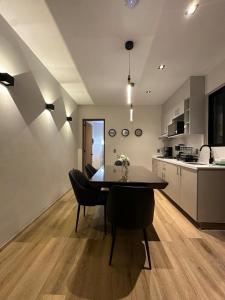 Narvarte Living Minimalist Ground Floor Apartment in Narvarte