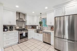 Cozy Tempe Casa with Heated Pool 5 Minutes to ASU