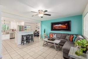 Cozy Tempe Casa with Heated Pool 5 Minutes to ASU