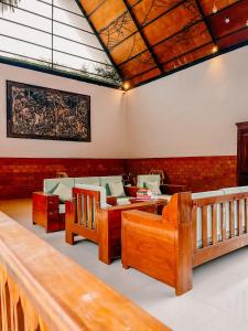 Southern Oasis Backpackers