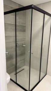 Lujoso Apartamento en edificio frente a la playa San José!