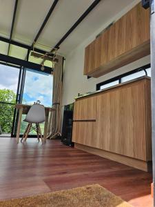 Equilibrium glamping