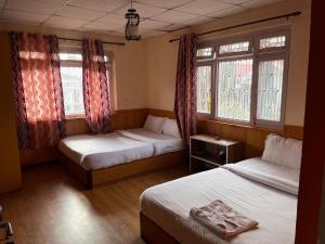 Saanvi Hotel & Restaurant