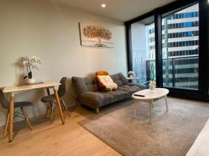 Comfortable 1BR Retreat ABeckett St