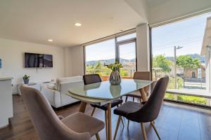 Departamentos de Lujo con vista al Río