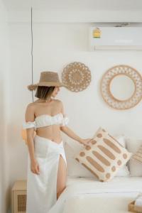 Stories Stay Beachfront Hua Hin พูลวิลล่าหัวหิน ติดทะเล