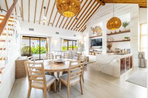Bougainvillea and Mistico Beach Club plus Boat Shuttle