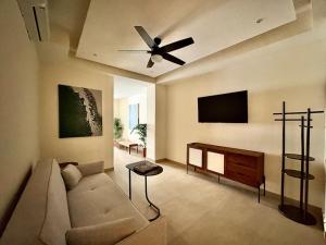 OVATA TH-1 - ZONA ROMANTICA