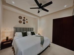 OVATA 202 - ZONA ROMANTICA