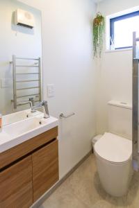 Designer Gated Townhouse, Carpark, Sleeps 6