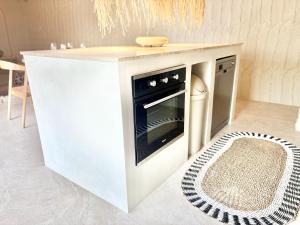 Luxury Balinese Villa, Private Pool Retreat