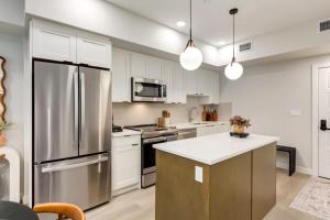 Bright & Homey Haven w Hot Tub, Pool + Near Banff