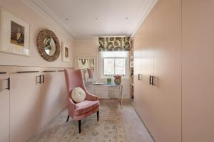 Luxury House Next To Chelsea and Battersea Park