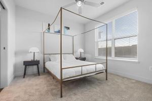 CozySuites Modern 2BR Nora Indianapolis #11