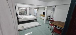 Ao Nang Small room