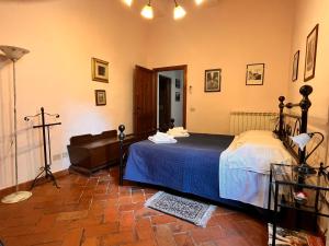 Romantico appartamento a 10 minuti a piedi Ponte Vecchio e 5 minuti da Palazzo Pitti , ideale per coppie e famiglie, in area UNESCO