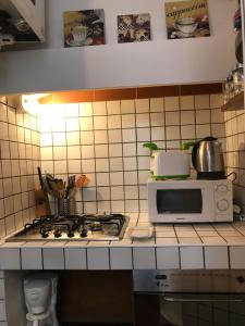 Romantico appartamento a 10 minuti a piedi Ponte Vecchio e 5 minuti da Palazzo Pitti , ideale per coppie e famiglie, in area UNESCO