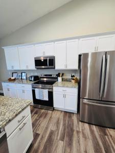 Oceanside Haven Entire home across Daytona Beach sleeps 8 4 beds 2 and a half bath