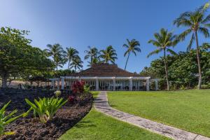 2BR Mauna Lani Point with stunning Ocean Views