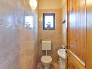 Holiday House imun - Three bedroom Holiday house with pool